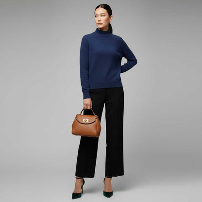 Elegant Women's Cardigan | Versatile Knitwear for All Seasons